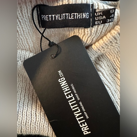 COPY - PRETTY LITTLE THING KNIT EXTREME SLEEVE CROP. SIZE 4. BRAND NEW WITH TAG… - Picture 3 of 3